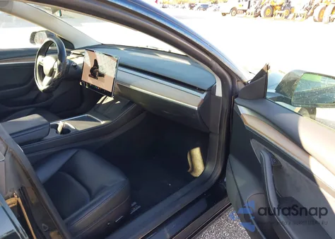 2023 Tesla Model 3 Rear-Wheel Drive z USA, uszkodzony, nr VIN 5YJ3E1EA8PF437990